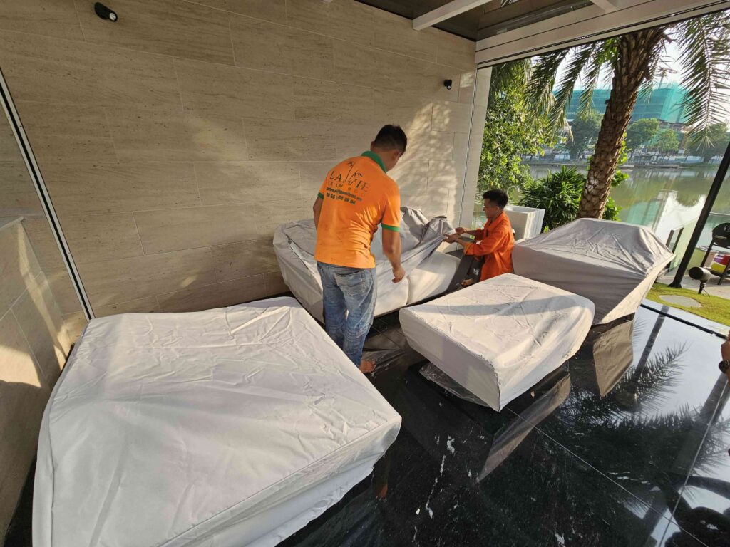 sofa ngoai troi cao cao bt ecopark 8 BIỆT THỰ ĐẢO 6 ECOPARK