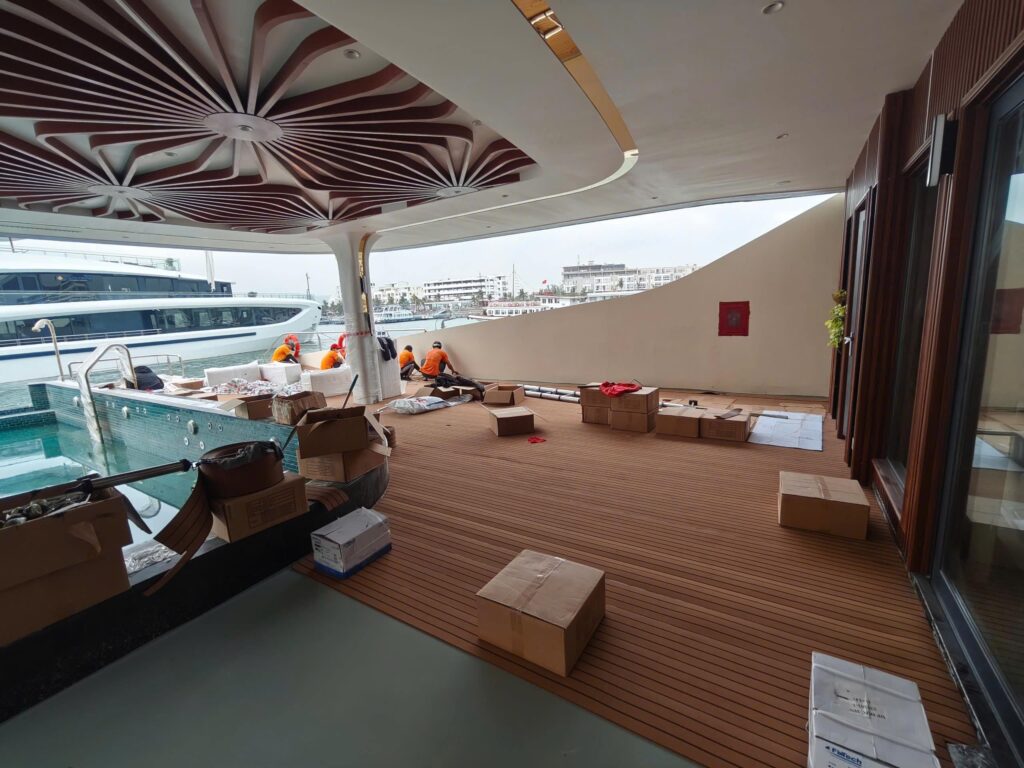 san tau calista yacht deck 5 DU THUYỀN 6 SAO CALISTA