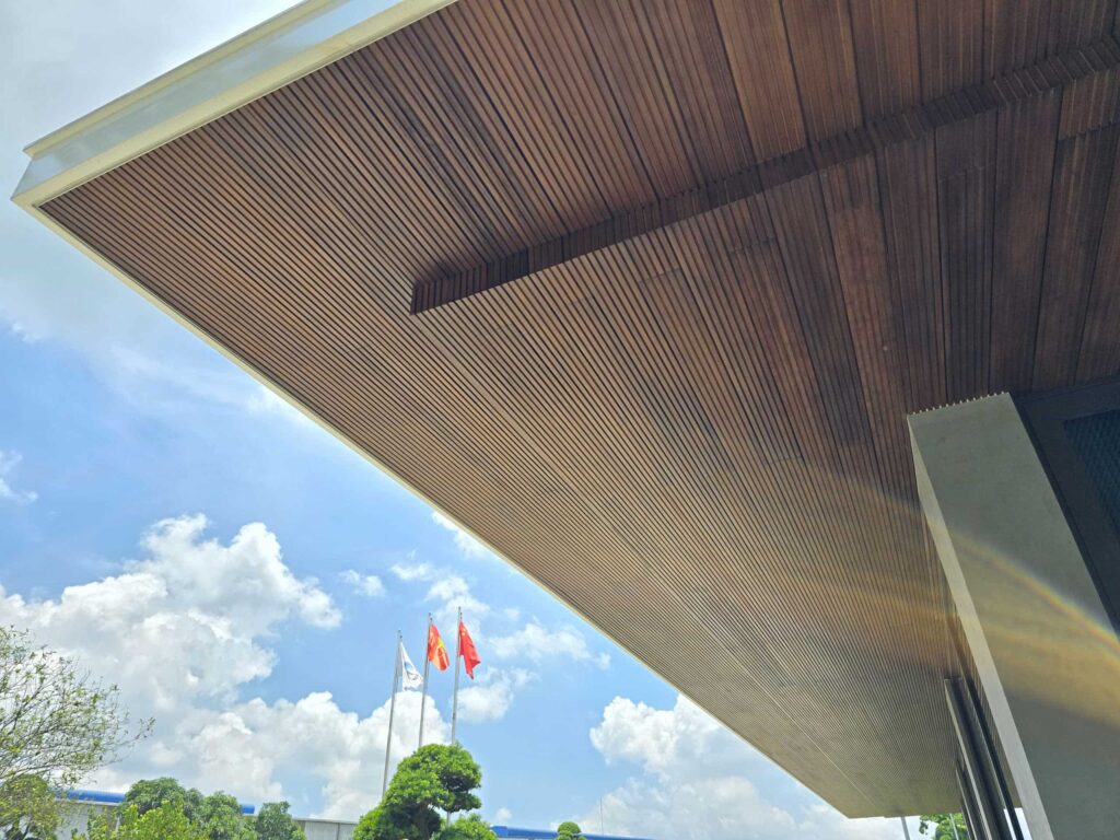 tam op tre vo cuc nha nhat 4 NHÀ NHẬT HƯNG YÊN